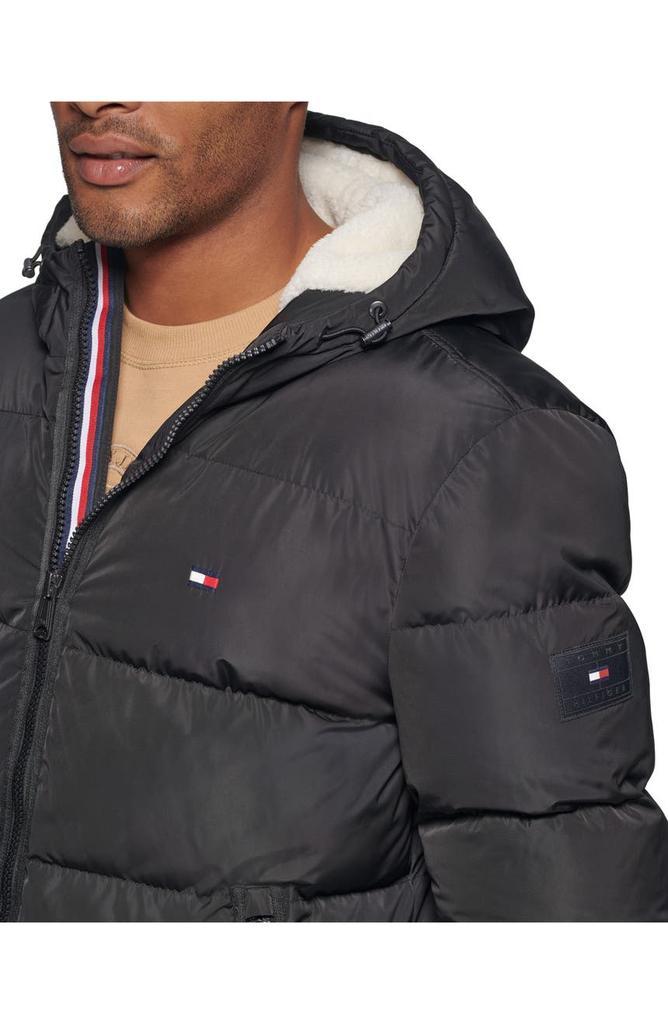 商品Tommy Hilfiger|Faux Shearling Lined Hooded Puffer Jacket,价格¥588,第4张图片详细描述
