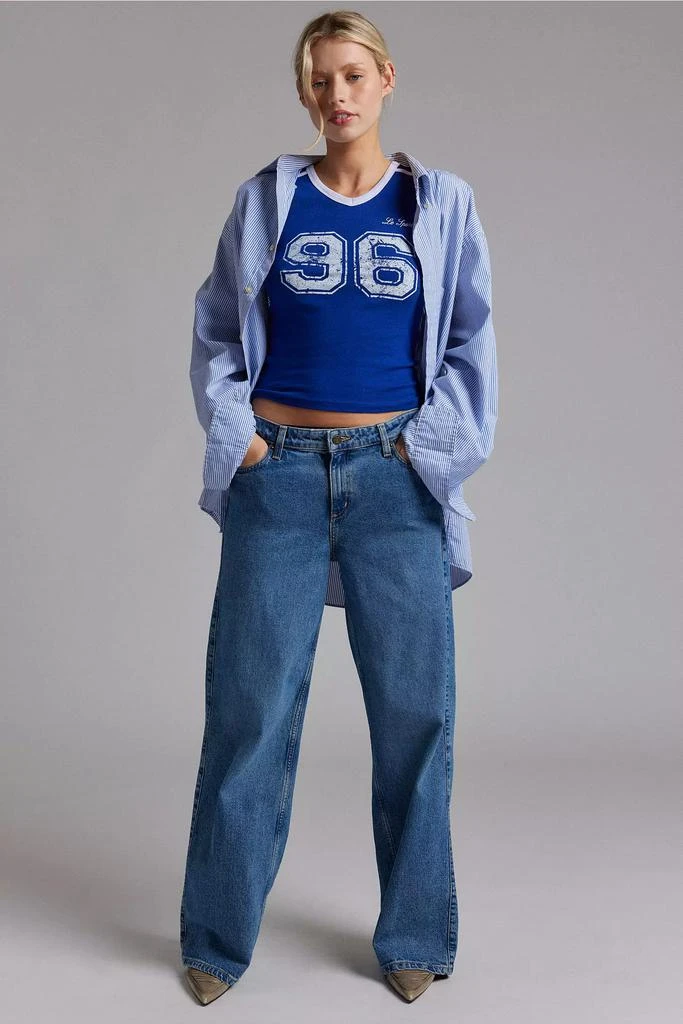 商品Urban Outfitters|Le Sport Graphic Fitted Baby Tee,价格¥158,第3张图片详细描述