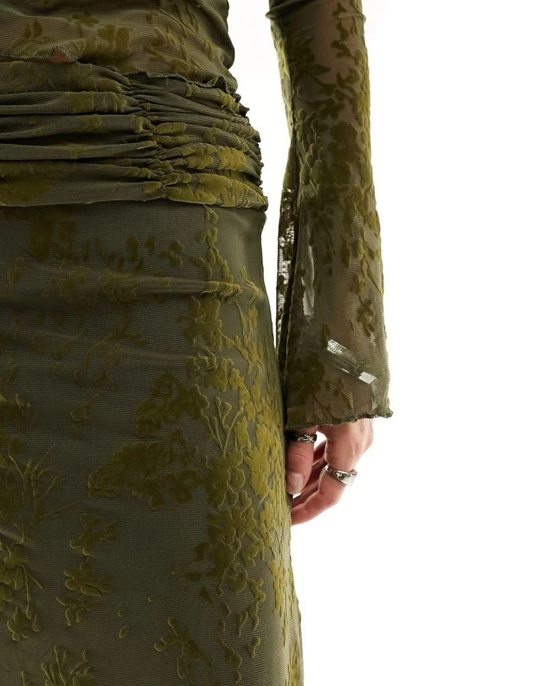 商品Motel|Motel flocked floral knee-length skirt in olive green co-ord,价格¥184,第5张图片详细描述