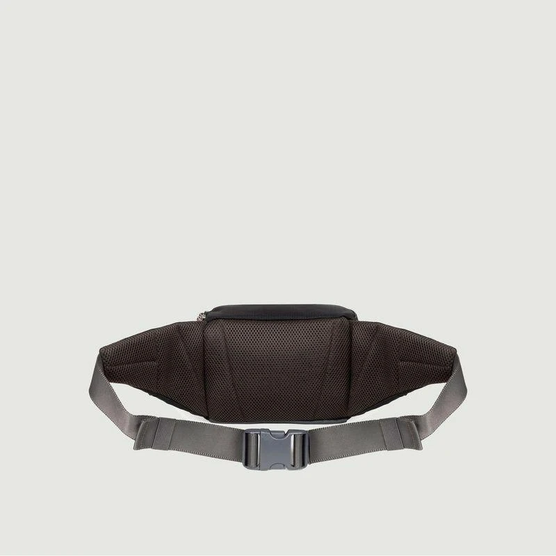 商品Eastpak|Banana Out Bumbag  Out Black EASTPAK,价格¥308,第3张图片详细描述