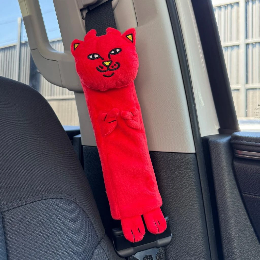 商品RIPNDIP|Lord Devil Seat Belt Cover (Red),价格¥122,第2张图片详细描述
