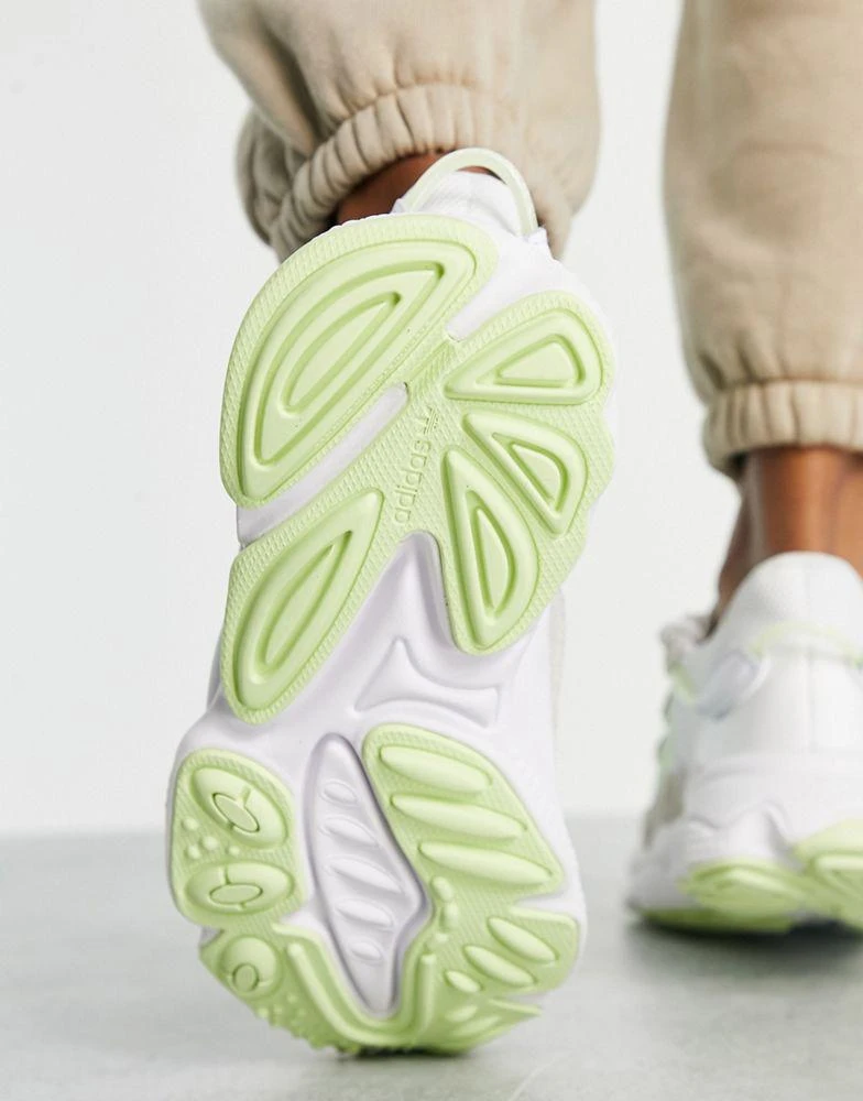 商品Adidas|adidas Originals Ozweego trainers in white with lime details,价格¥502,第2张图片详细描述