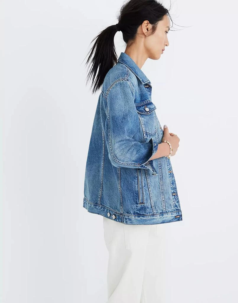 商品Madewell|The Oversized Jean Jacket in Capstone Wash,价格¥594,第3张图片详细描述