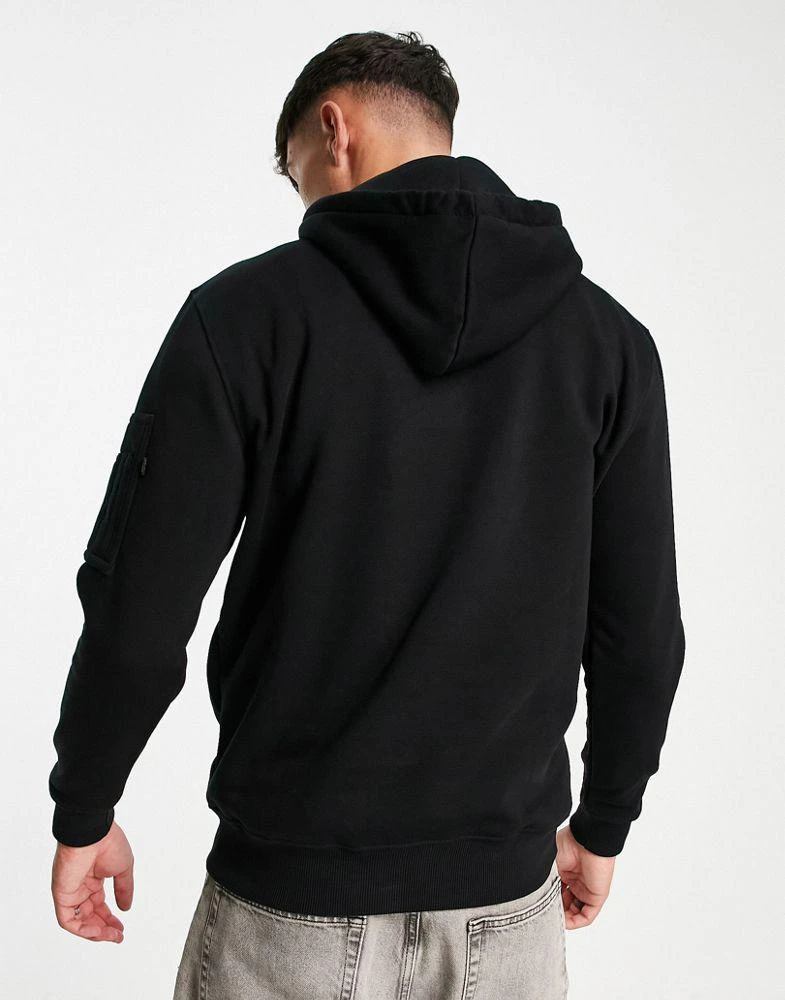 商品Alpha Industries|Alpha Industries central foil logo hoodie in black,价格¥880,第2张图片详细描述