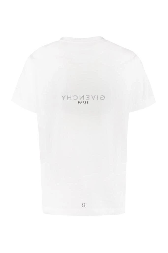 商品Givenchy|Givenchy Logo Printed Round Neck Oversized T-Shirt,价格¥2420,第2张图片详细描述