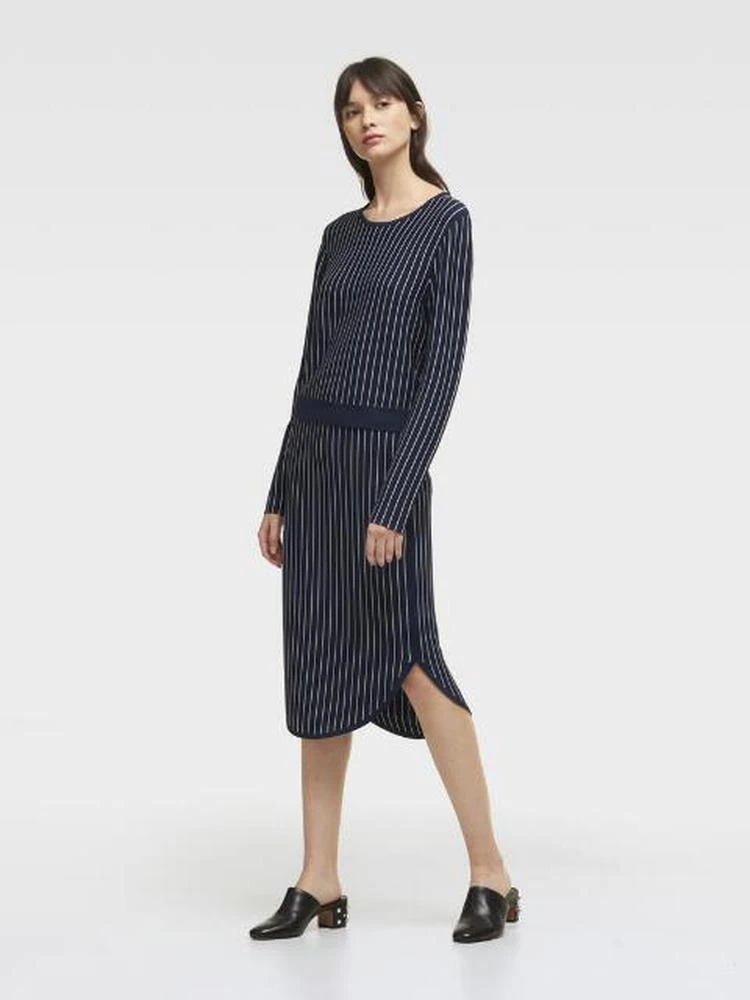 商品DKNY|Pinstripe Compact Stretch Top,价格¥294,第2张图片详细描述