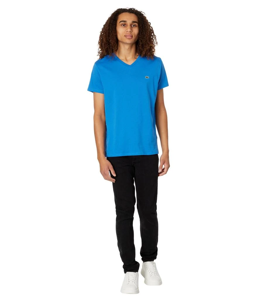 商品Lacoste|Short Sleeve V-Neck Pima Jersey T-Shirt,价格¥265,第4张图片详细描述