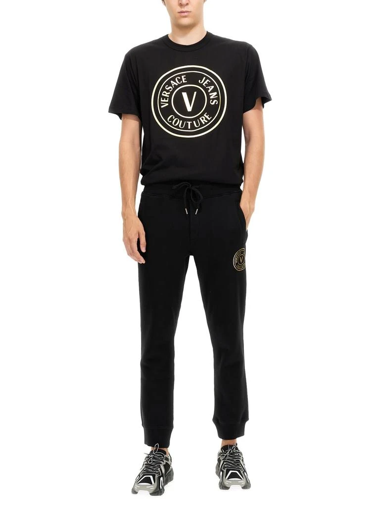 商品Versace|Versace Jeans Couture Sports Pants With V-emblem,价格¥1666,第4张图片详细描述