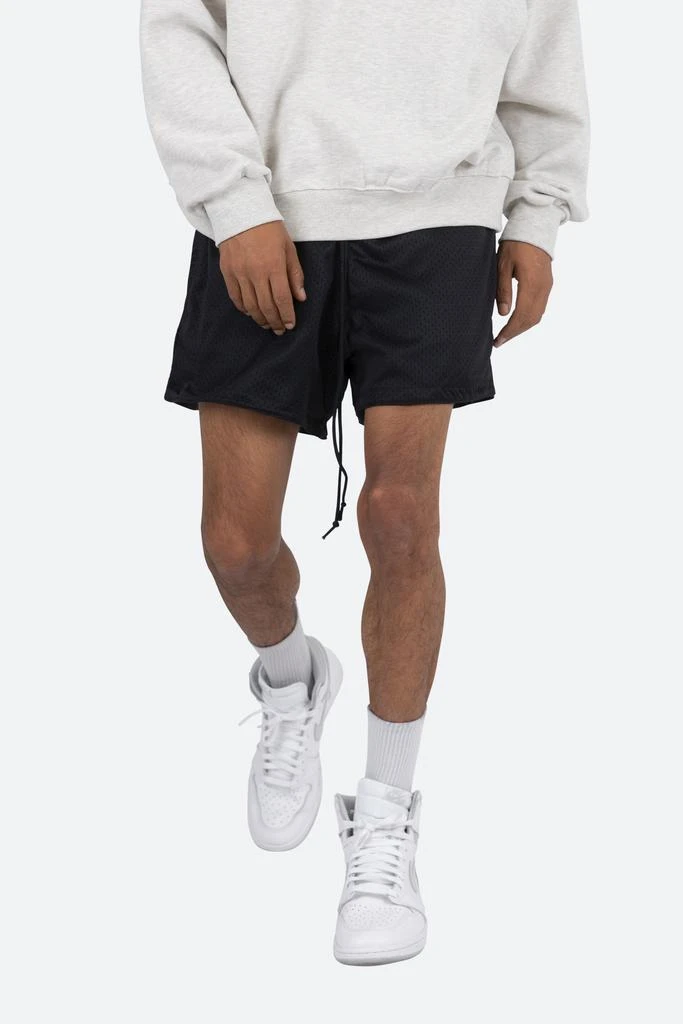 商品MNML|Warm Up Mesh Shorts - Black,价格¥287,第2张图片详细描述