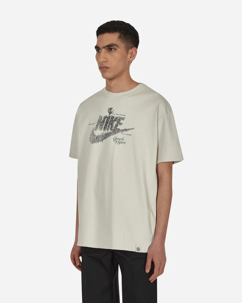 商品NIKE|Graphic T-Shirt Beige,价格¥175,第2张图片详细描述