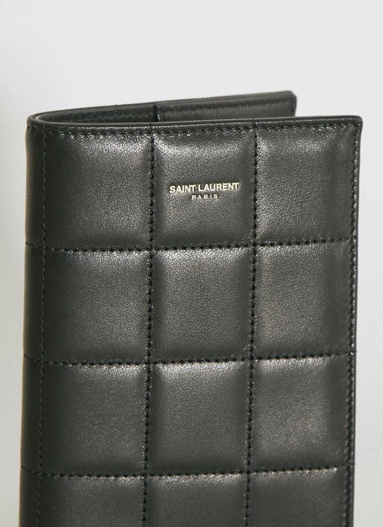 商品Yves Saint Laurent|Matelassé Carré Passport Case,价格¥2376,第5张图片详细描述