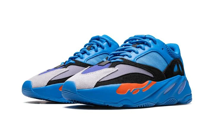 商品Adidas|Adidas YEEZY BOOST 700,价格¥2690-¥3811,第3张图片详细描述