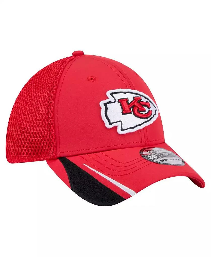 商品New Era|Men's Red Kansas City Chiefs Game Day Linear 39THIRTY Flex Hat,价格¥252,第4张图片详细描述