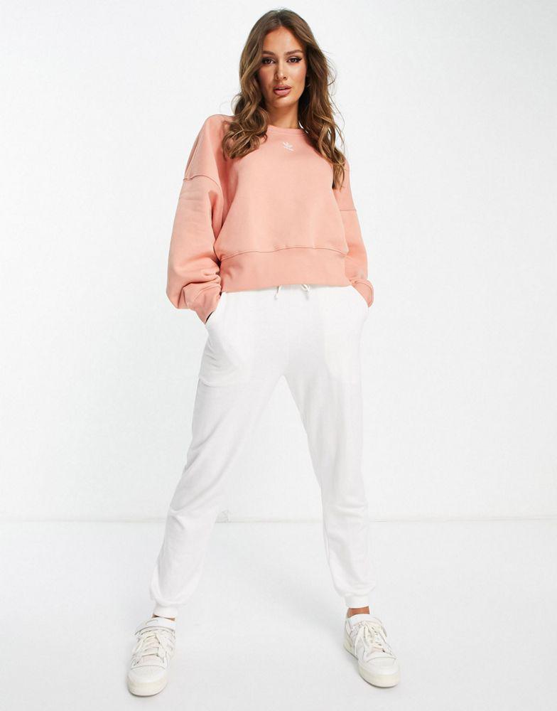 adidas Originals Essentials sweatshirt in blush商品第4张图片规格展示