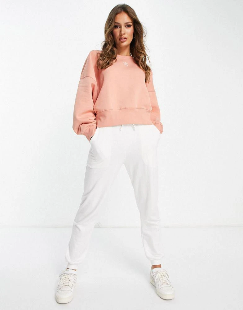 商品Adidas|adidas Originals Essentials sweatshirt in blush,价格¥218,第4张图片详细描述