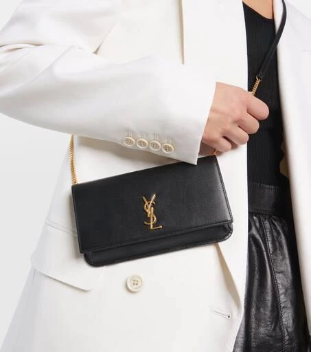 商品Yves Saint Laurent|Cassandre leather phone pouch,价格¥5645,第2张图片详细描述