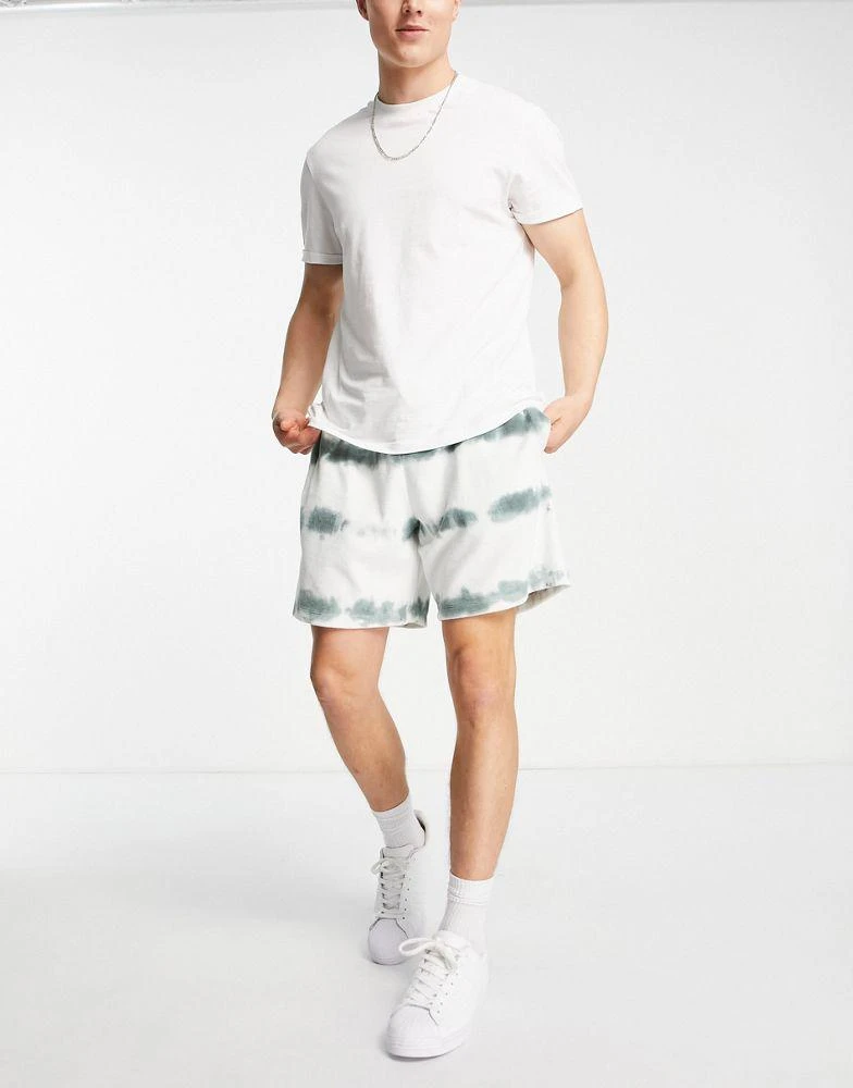 商品ASOS|ASOS DESIGN relaxed towelling short in green & white tie dye,价格¥127,第4张图片详细描述