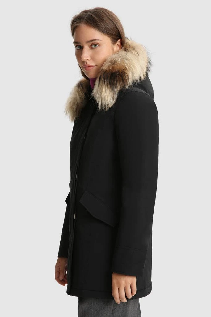 商品Woolrich|Arctic Parka in City Fabric with Removable Fur,价格¥6515,第3张图片详细描述