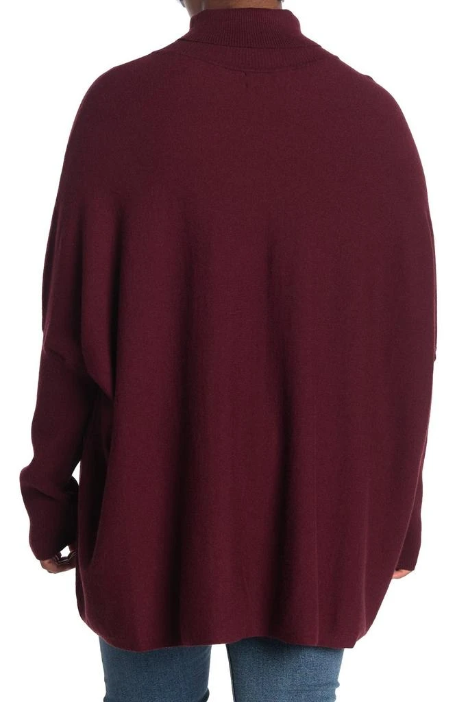 商品Joseph A|Easy Solid Turtleneck Poncho Sweater,价格¥62,第2张图片详细描述