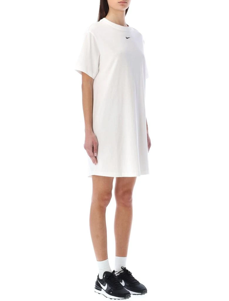 商品NIKE|Nike Logo Embroidered T-Shirt Dress,价格¥209,第3张图片详细描述