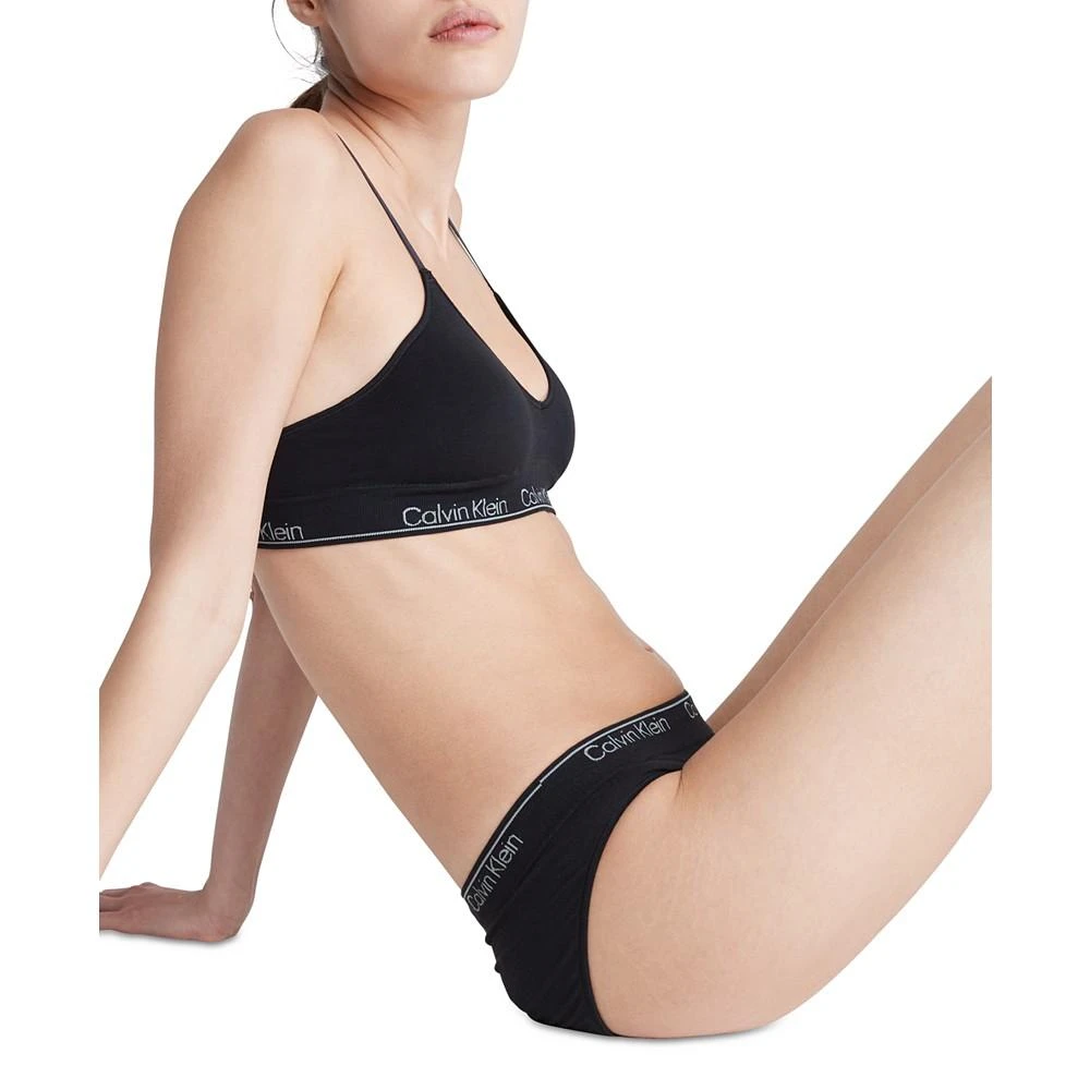 商品Calvin Klein|Modern Seamless Naturals Bikini Underwear QF7096,价格¥100,第2张图片详细描述