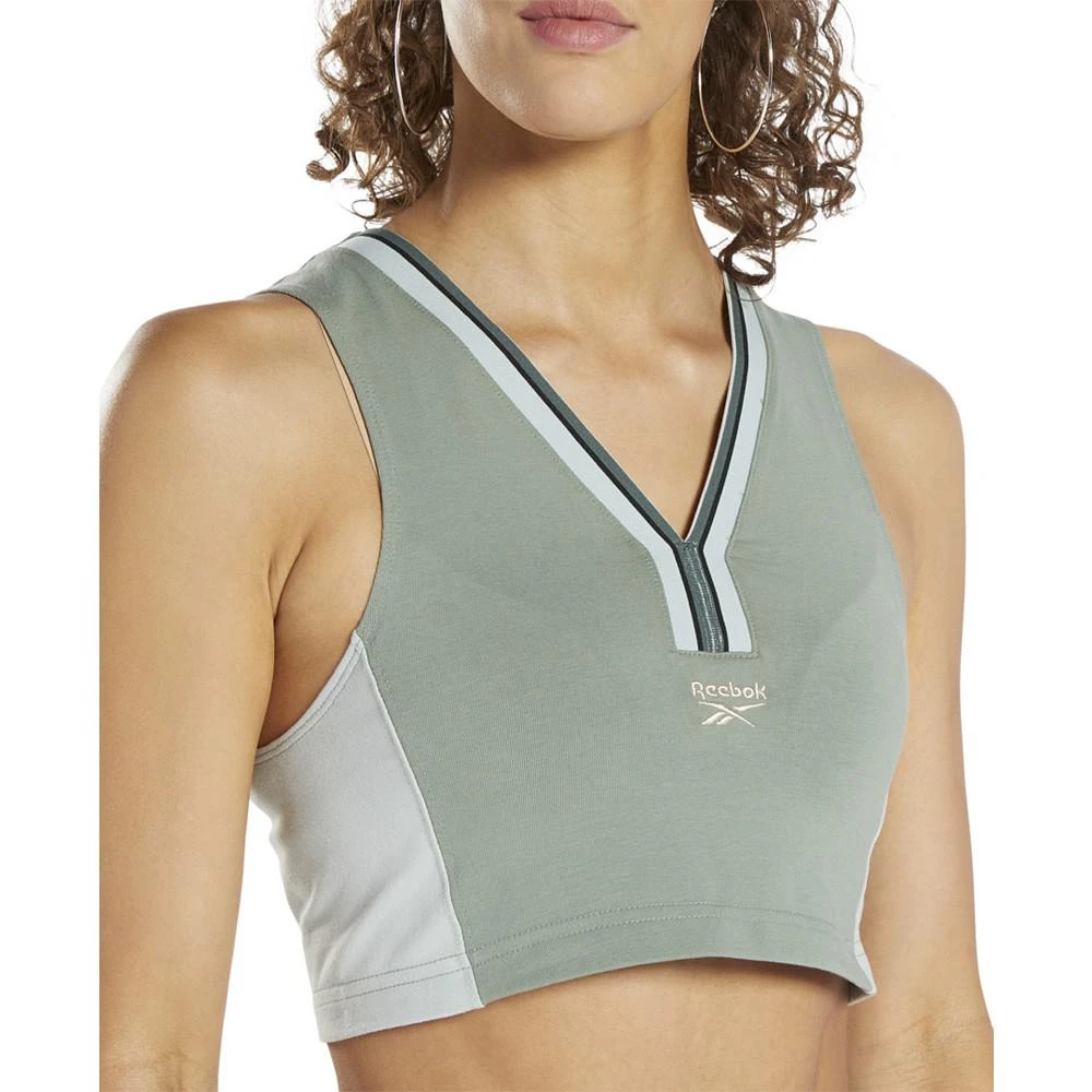 商品Reebok|Women's Cropped Colorblocked V-Neck Tank Top,价格¥79,第3张图片详细描述