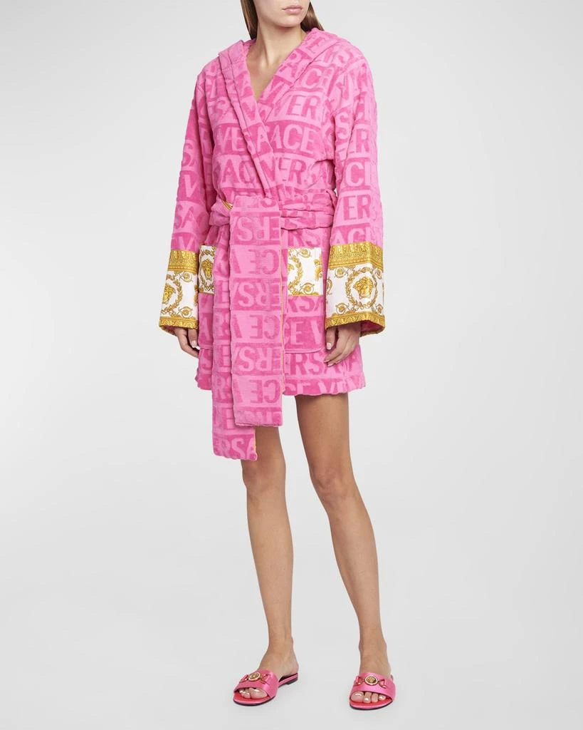 商品Versace|I Heart Baroque Hooded Short Bathrobe,价格¥2171,第1张图片