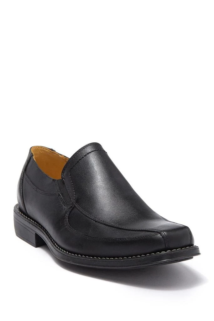 商品Sandro Moscoloni|Berwyn Venetian Loafer - Wide Width Available,价格¥681,第1张图片