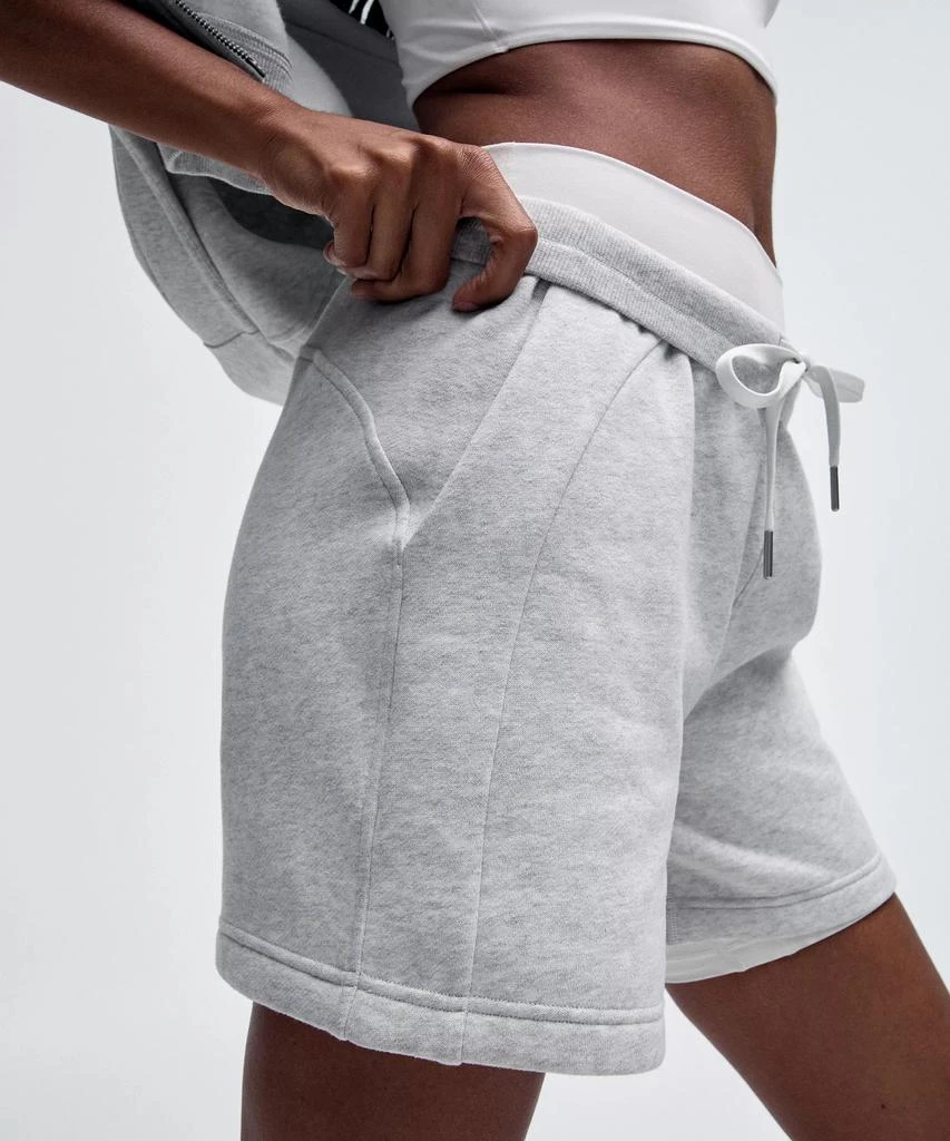 Scuba High-Rise Short 5" 商品