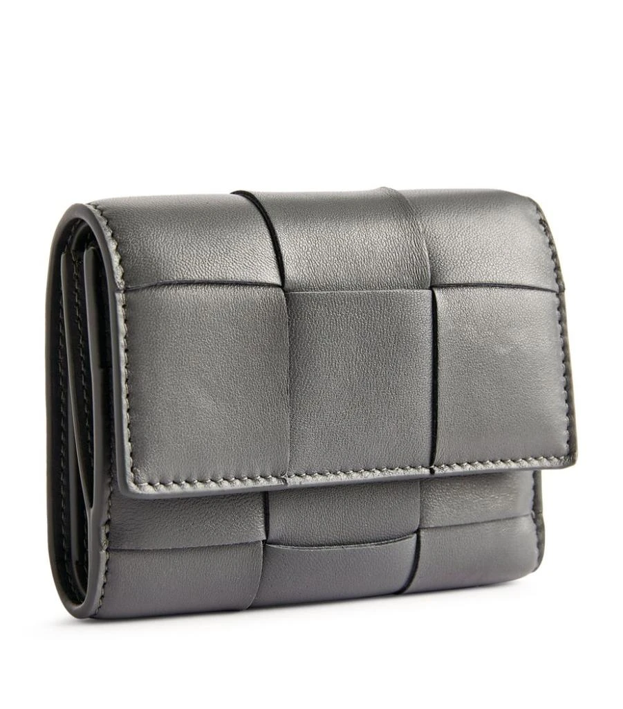 商品Bottega Veneta|Leather Intreccio Trifold Wallet,价格¥5152,第3张图片详细描述