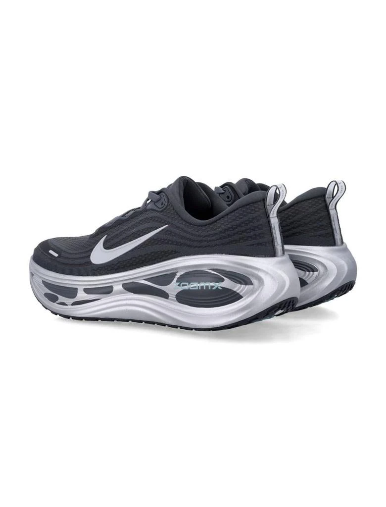 商品NIKE|Nike Vomero Plus Road Running Shoes,价格¥1569,第4张图片详细描述