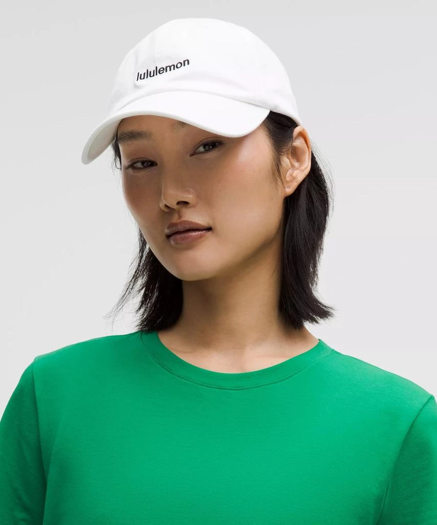 Love Curved-Hem Crewneck T-Shirt 商品