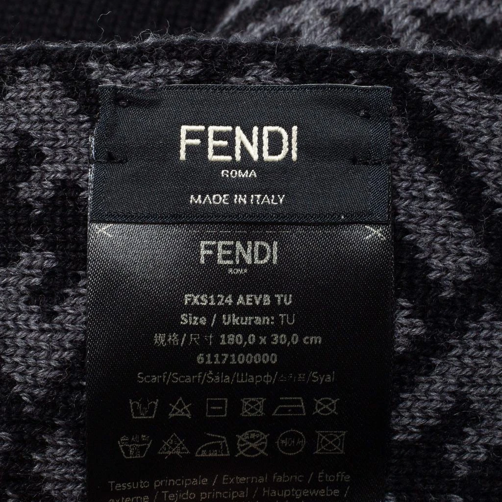 商品Fendi|Fendi Black & Grey Zucca Monogram Wool Panelled Stole,价格¥2411,第4张图片详细描述