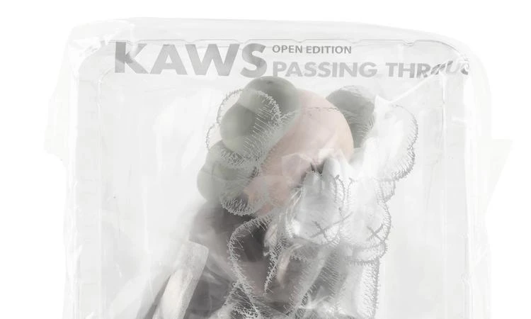 商品Medicom|Medicom Kaws Passing Through Companion,价格¥2763,第4张图片详细描述