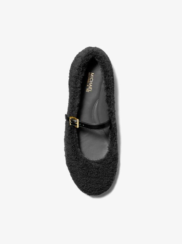 商品Michael Kors|Mara Faux Shearling Ballet Flat,价格¥524,第3张图片详细描述