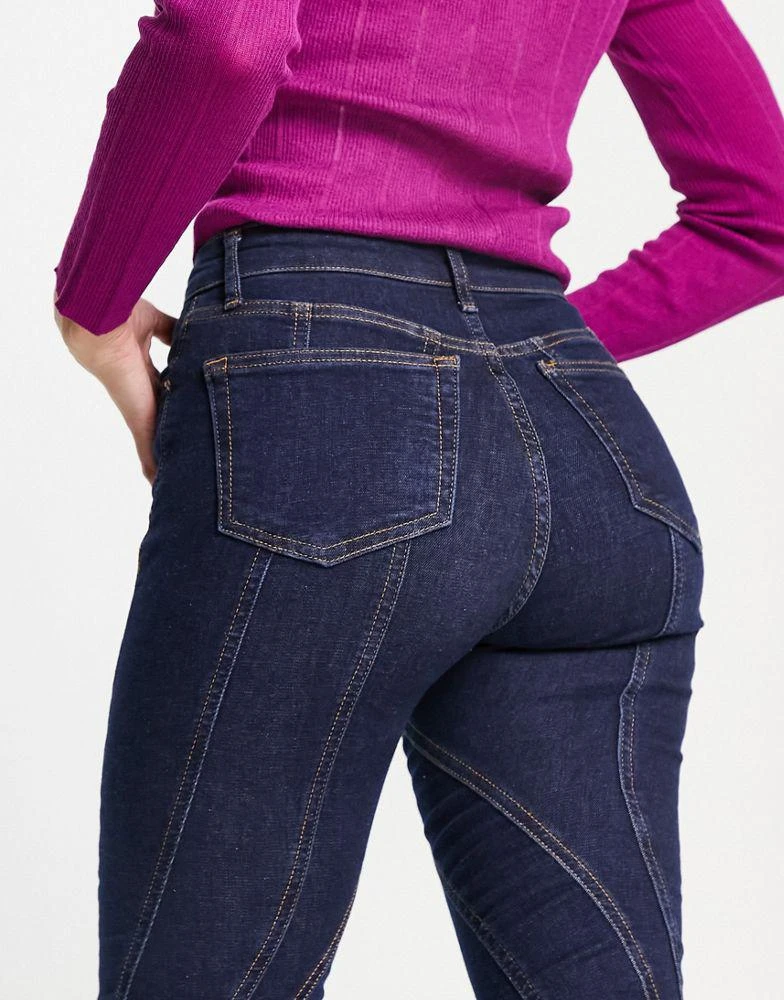商品Topshop|Topshop Jamie flare jeans with curved seams in indigo,价格¥138,第4张图片详细描述