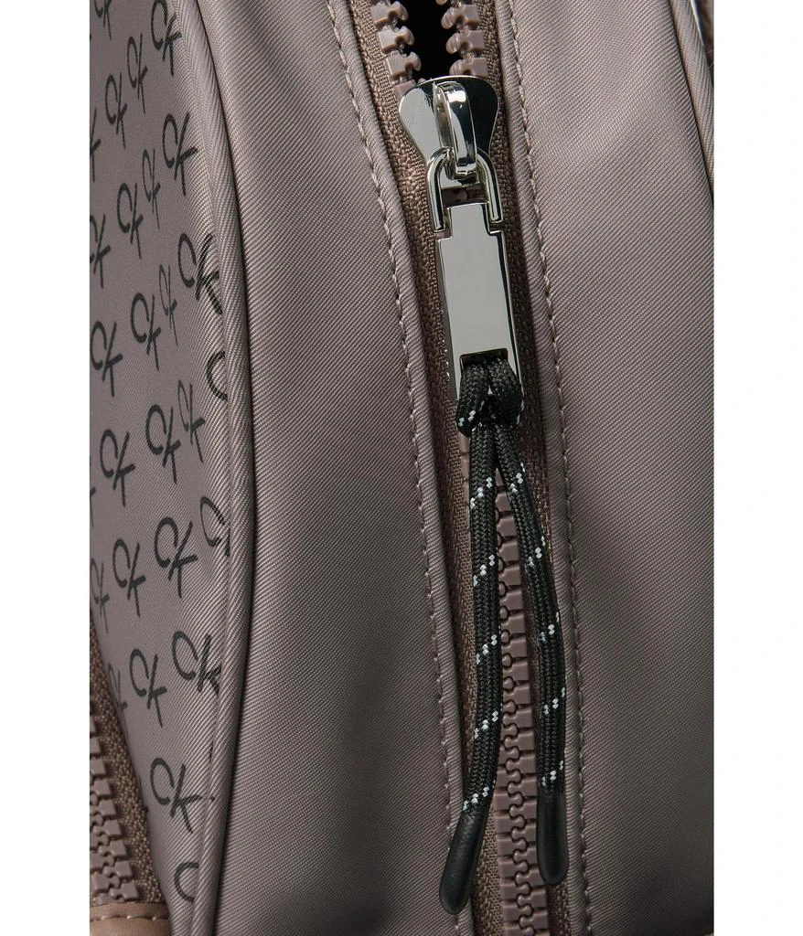 商品Calvin Klein|Evie Backpack,价格¥674,第4张图片详细描述