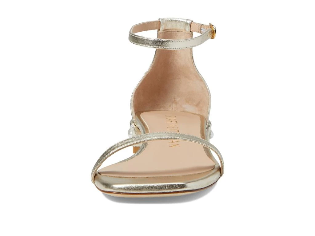 商品Stuart Weitzman|Nudistcurve Pearl Flat Sandal,价格¥2694,第5张图片详细描述