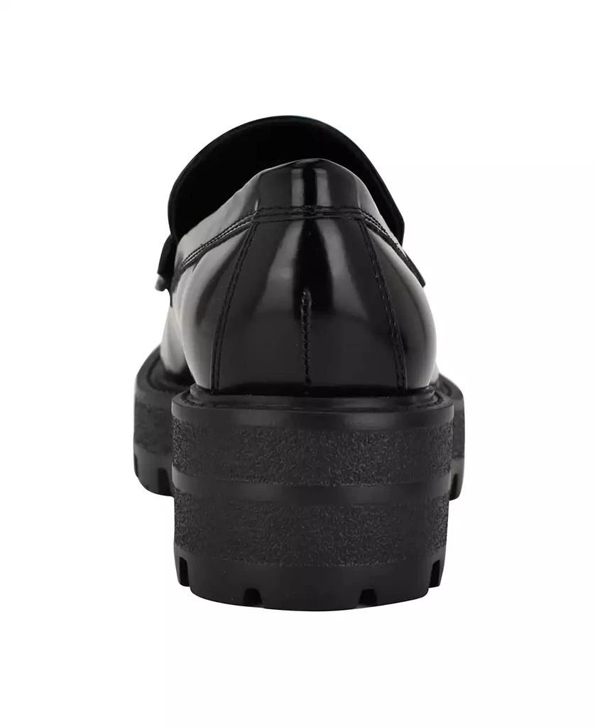 商品GUESS|Women's Yanika G Hardware Lug Sole Loafers,价格¥524,第3张图片详细描述