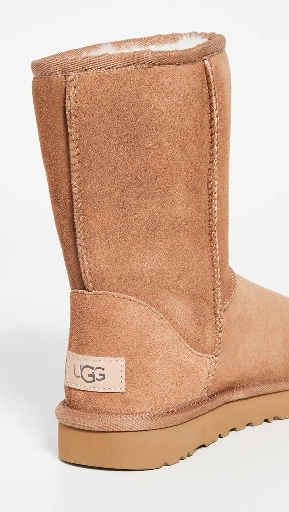 商品UGG|UGG Classic Short II 靴子,价格¥1368,第3张图片详细描述