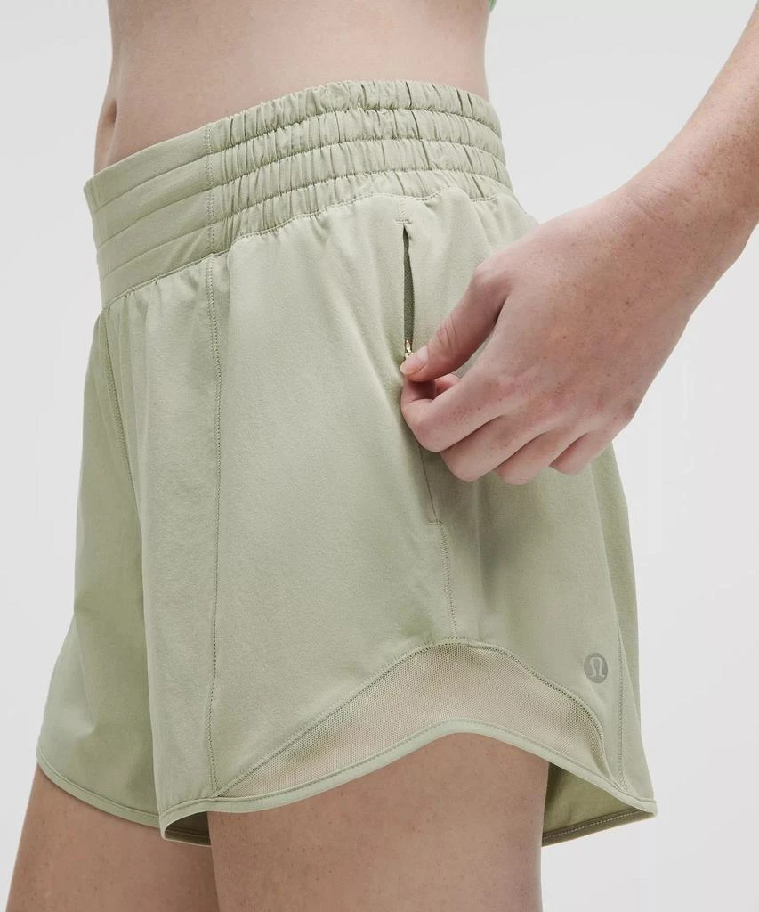 Hotty Hot High-Rise Lined Short 4" 商品
