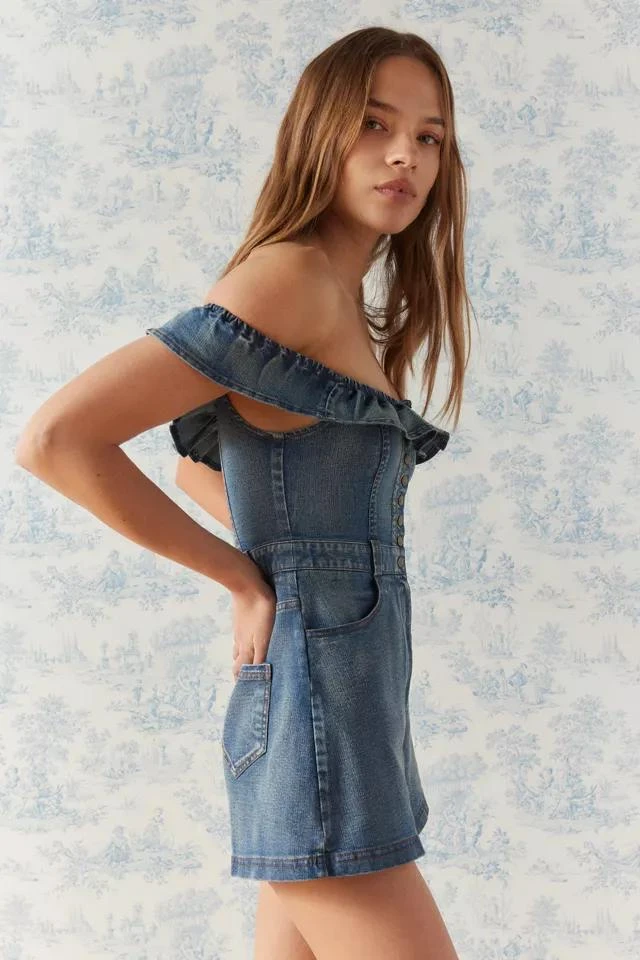 商品Kimchi Blue|Kimchi Blue Jeena Denim Off-The-Shoulder Romper,价格¥749,第4张图片详细描述