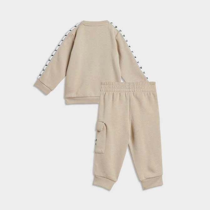 商品Adidas|Infant and Kids' Toddler adidas Originals Tape Crew Sweatshirt and Cargo Pants Set,价格¥263,第2张图片详细描述