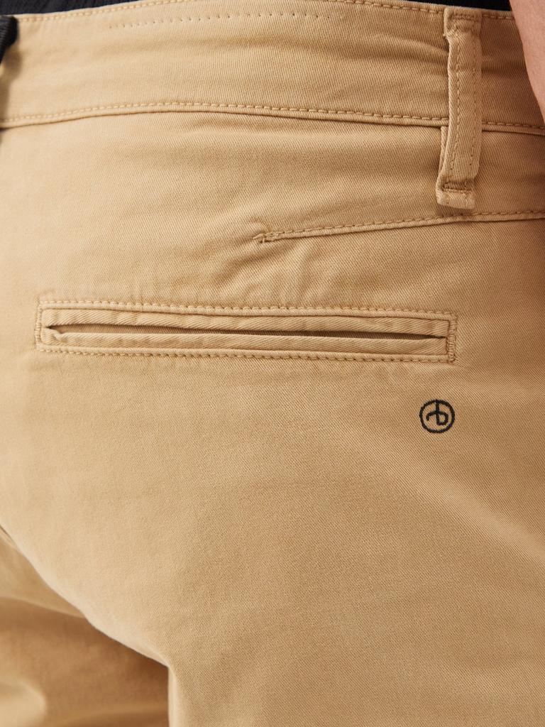 Fit 2 logo-embroidered cotton-blend chino trousers商品第4张图片规格展示