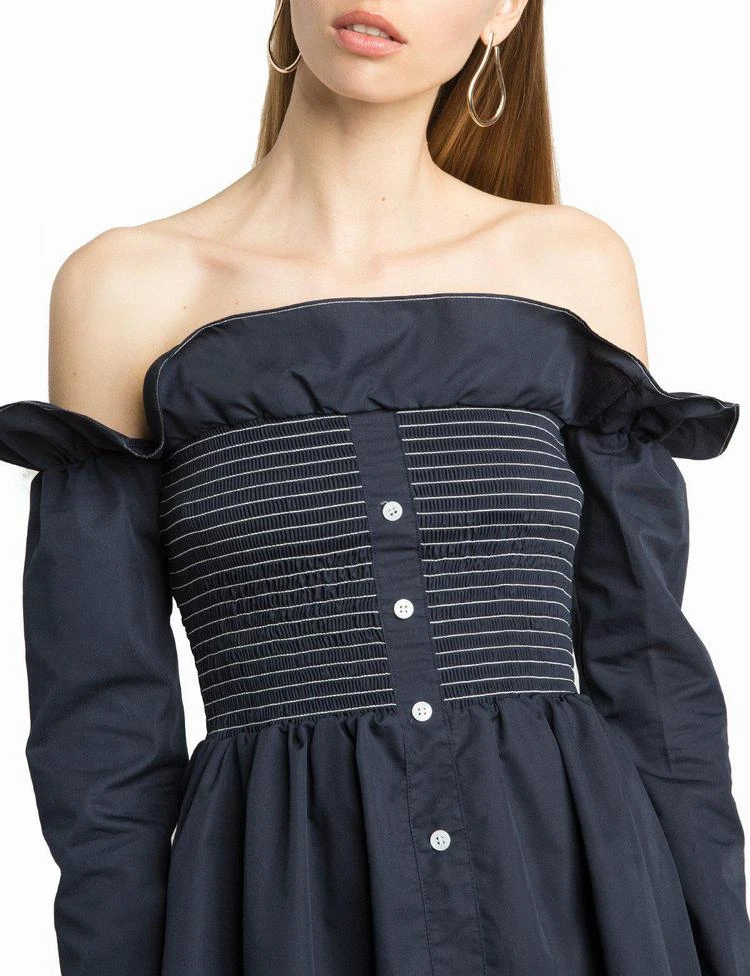 商品Pixie Market|Lana Navy Smocked OTS Dress,价格¥599,第3张图片详细描述