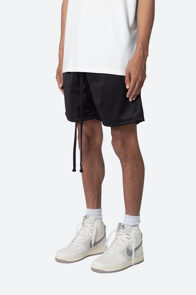 商品MNML|Every Day Mesh Shorts - Black,价格¥194,第2张图片详细描述