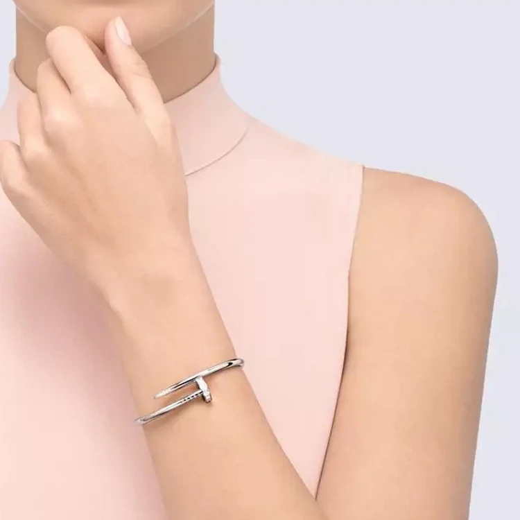 商品[国内直发] Cartier|CARTIER卡地亚 Juste un Clou系列 JUSTE UN CLOU经典款镶钻 钉子造型 18K白金 手镯 女款,价格¥91727,第10张图片详细描述