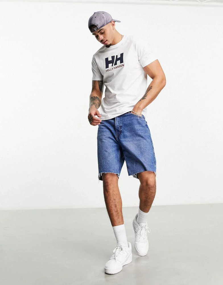 商品Helly Hansen|Helly Hansen t-shirt with chest logo in white,价格¥202,第4张图片详细描述