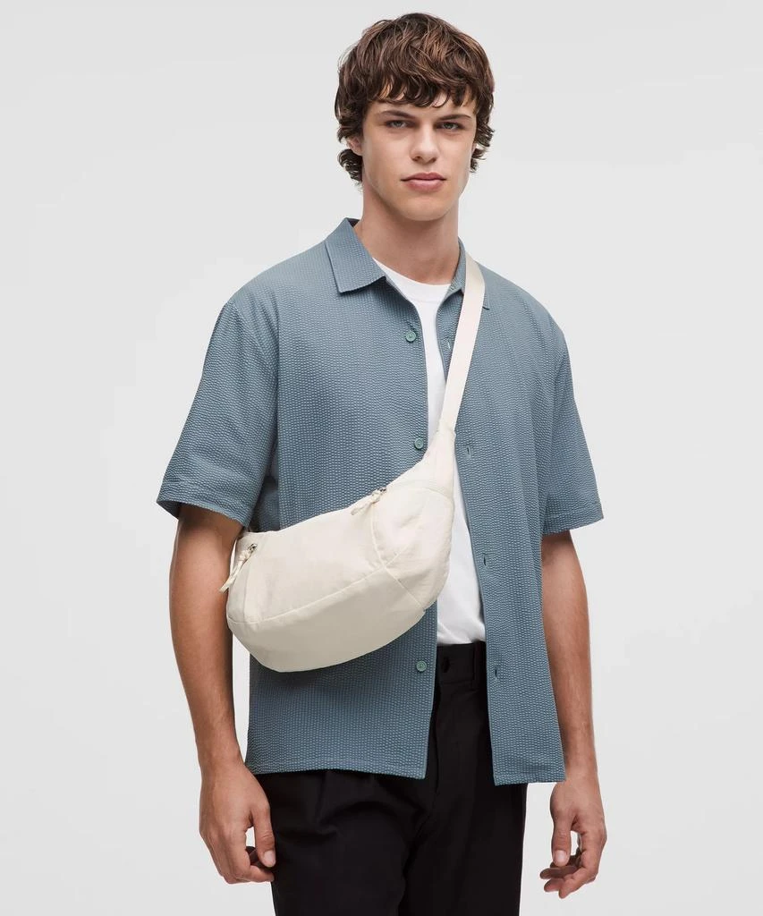 Slouchy Sling Bag 6L 商品