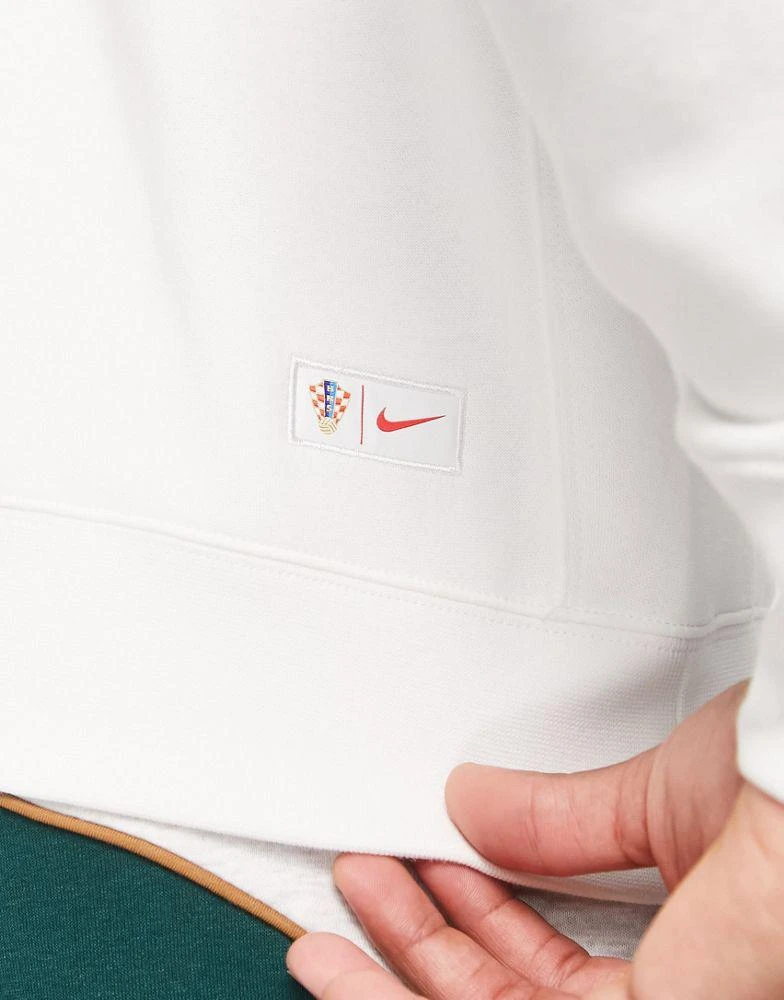 商品NIKE|Nike Football World Cup 2022 Croatia unisex club hoodie sweat in white,价格¥586,第3张图片详细描述